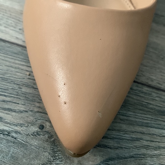 Old Navy Beige Heels - Picture 3 of 3